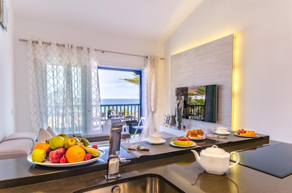 Lidia & Paco Home Two Bedrooms Beachfront Playa Del Aguila  Eksteriør billede