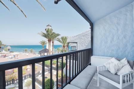 Lidia & Paco Home Two Bedrooms Beachfront Playa Del Aguila  Eksteriør billede